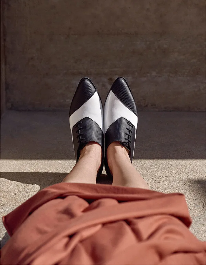 Dali Pointy Longwing Black & White Shoes