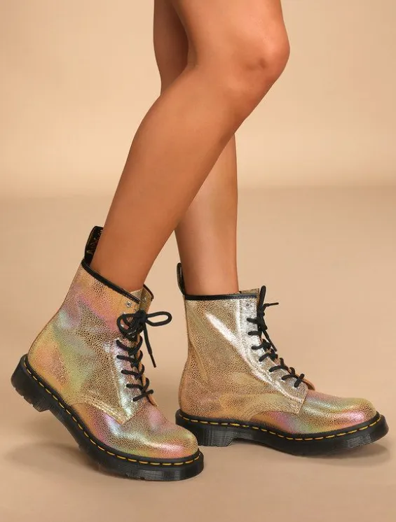 DR. MARTENS 1460 RAINBOW RAY SAND