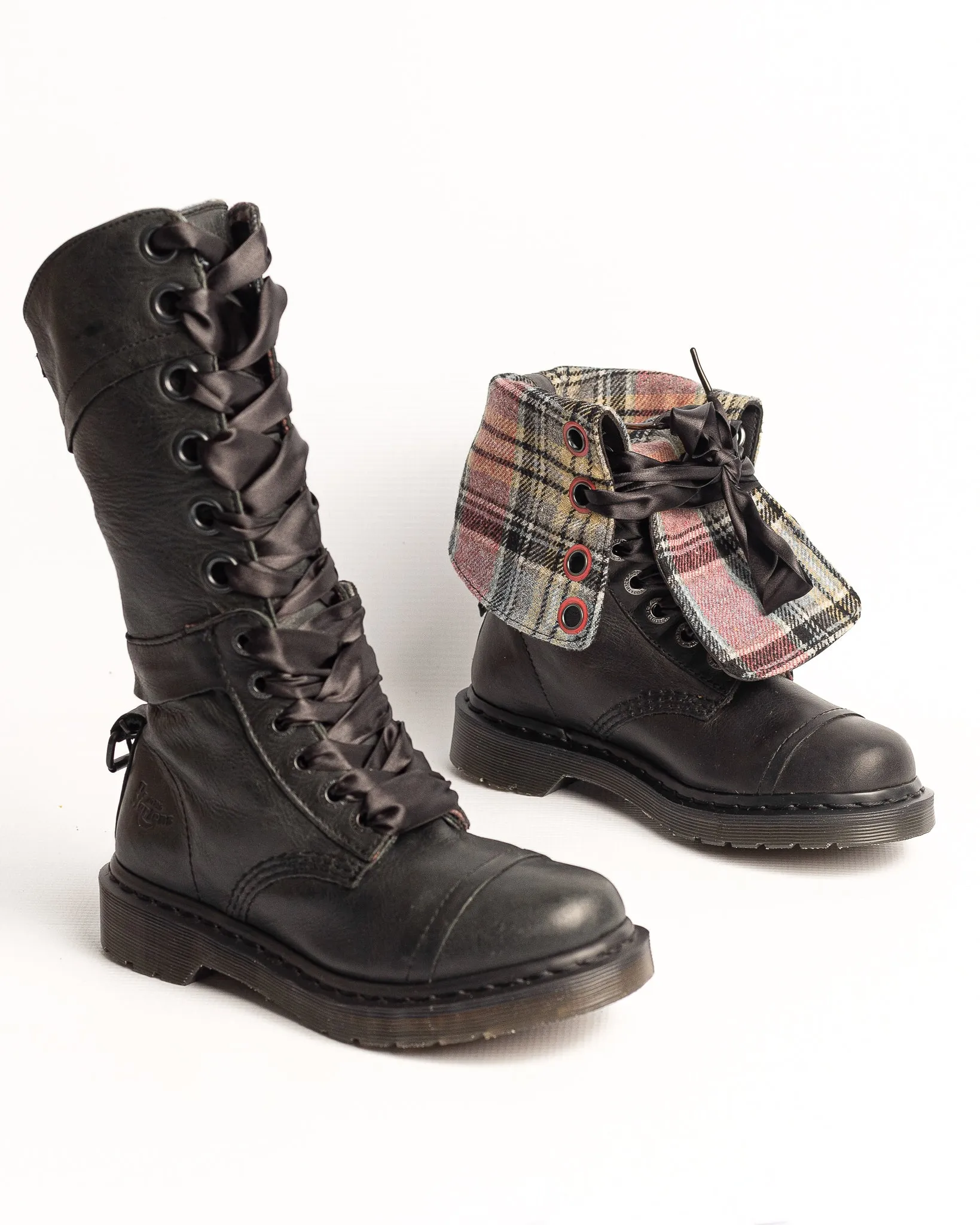 DR. MARTENS TRIUMPH BLACK MIRAGE PLAID