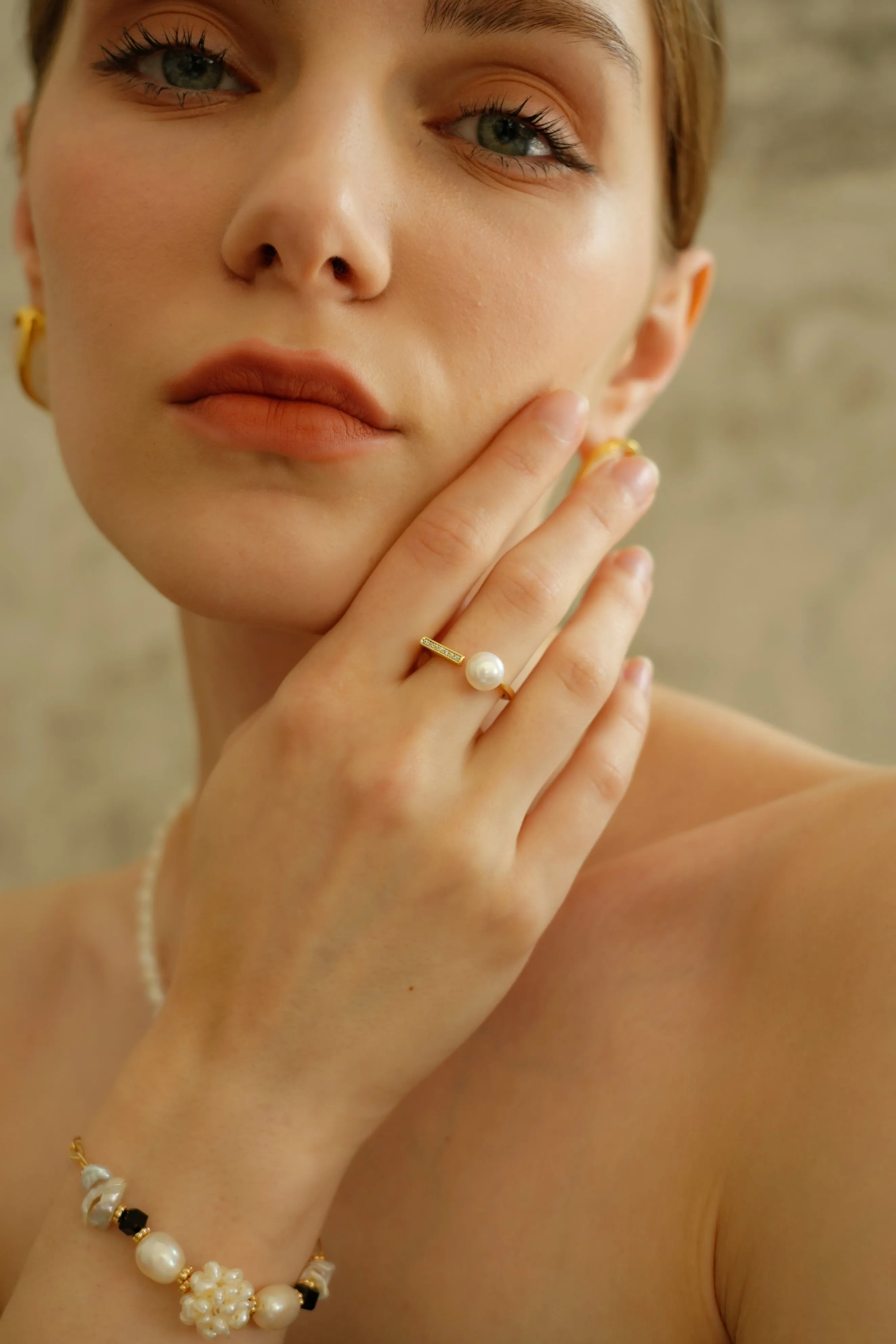 Geometric Pearl Ring