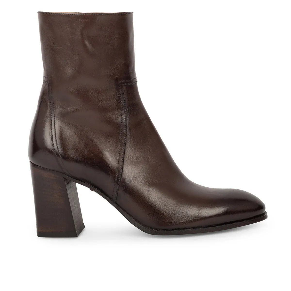 GILL 86020<br>Deep brown boots